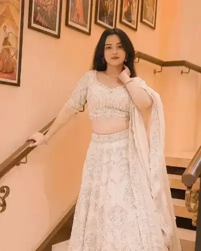 Escort Service In Sonamarg
